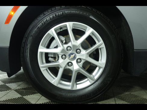 Used 2023 Chevrolet Equinox LS w/ LS Convenience Package image 6