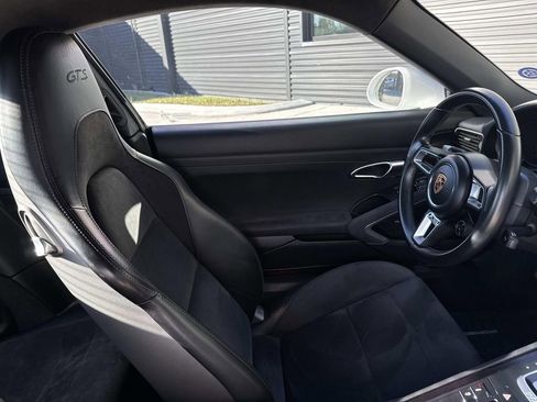 Used 2019 Porsche 911 Carrera GTS image 16