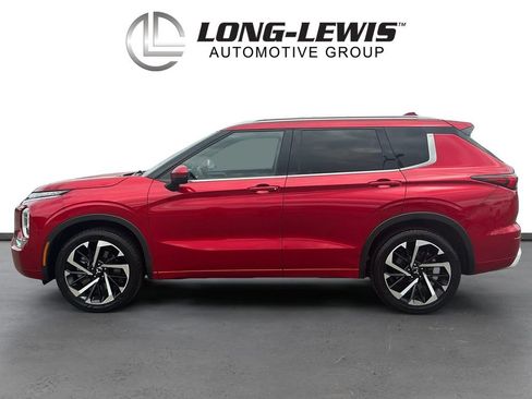 Used 2022 Mitsubishi Outlander SEL FWD image 2