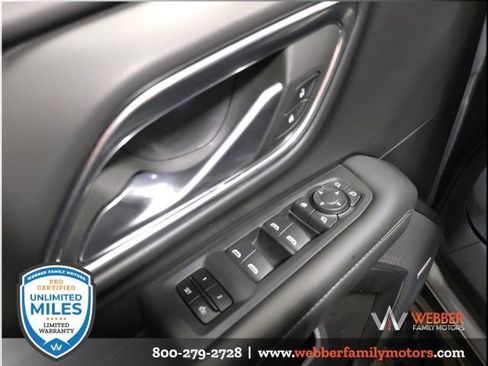 Used 2024 Chevrolet Tahoe Z71 w/ Luxury Package image 26