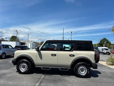 Used 2025 Ford Bronco 4-Door AWD/4WD image 6