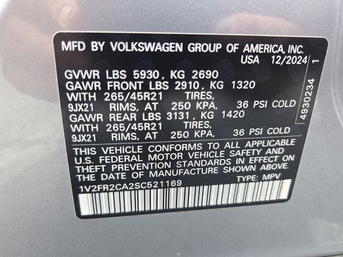 Used 2025 Volkswagen Atlas SEL Premium R-Line AWD/4WD image 21