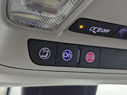 Used 2024 Chevrolet Equinox LT image 19