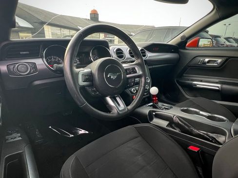 Used 2016 Ford Mustang Coupe image 15