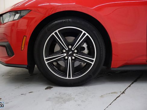 Certified 2024 Ford Mustang Coupe image 12