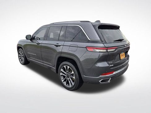 Used 2022 Jeep Grand Cherokee Overland AWD/4WD image 6