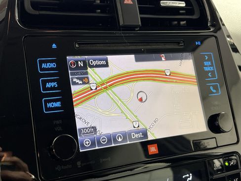 Used 2017 Toyota Prius Four image 19