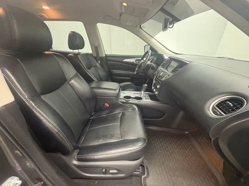 Used 2020 Nissan Pathfinder SL FWD image 39