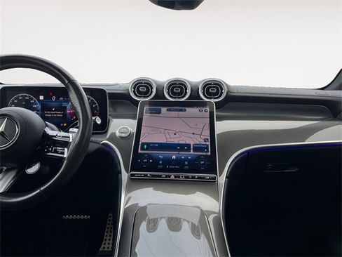 Used 2024 Mercedes-Benz GLC 43 AMG 4MATIC image 11