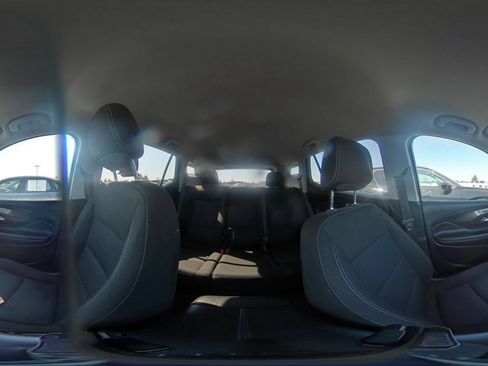 Used 2024 GMC Terrain SLE FWD image 40
