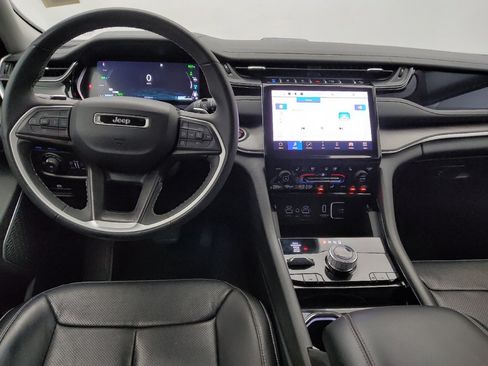 Used 2022 Jeep Grand Cherokee Limited 4xe w/ Luxury Tech Group II AWD/4WD image 22