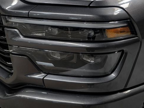 Used 2025 RAM 2500 Laramie AWD/4WD image 41