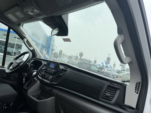 Used 2024 Ford Transit 250 Low Roof w/ Exterior Upgrade Package image 25