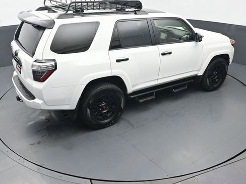 Certified 2021 Toyota 4Runner Venture w/ Moonroof Package AWD/4WD image 42