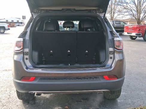 Used 2023 Jeep Compass Limited image 5