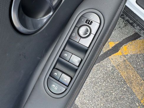 New 2025 Hyundai Ioniq 5 XRT image 17