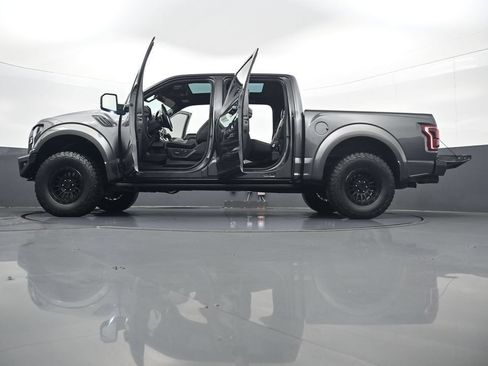 Used 2018 Ford F150 Raptor w/ Equipment Group 802A Luxury AWD/4WD image 35