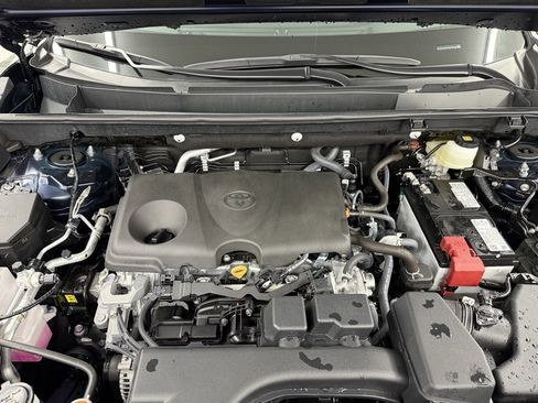 Used 2025 Toyota RAV4 XLE Premium image 37