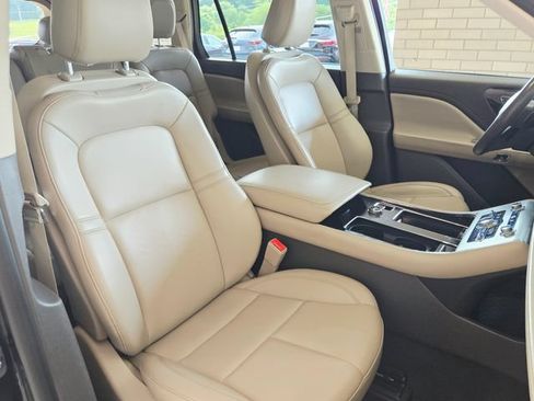 Used 2021 Lincoln Aviator 2WD image 18