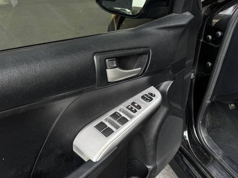 Used 2012 Toyota Camry SE FWD image 14
