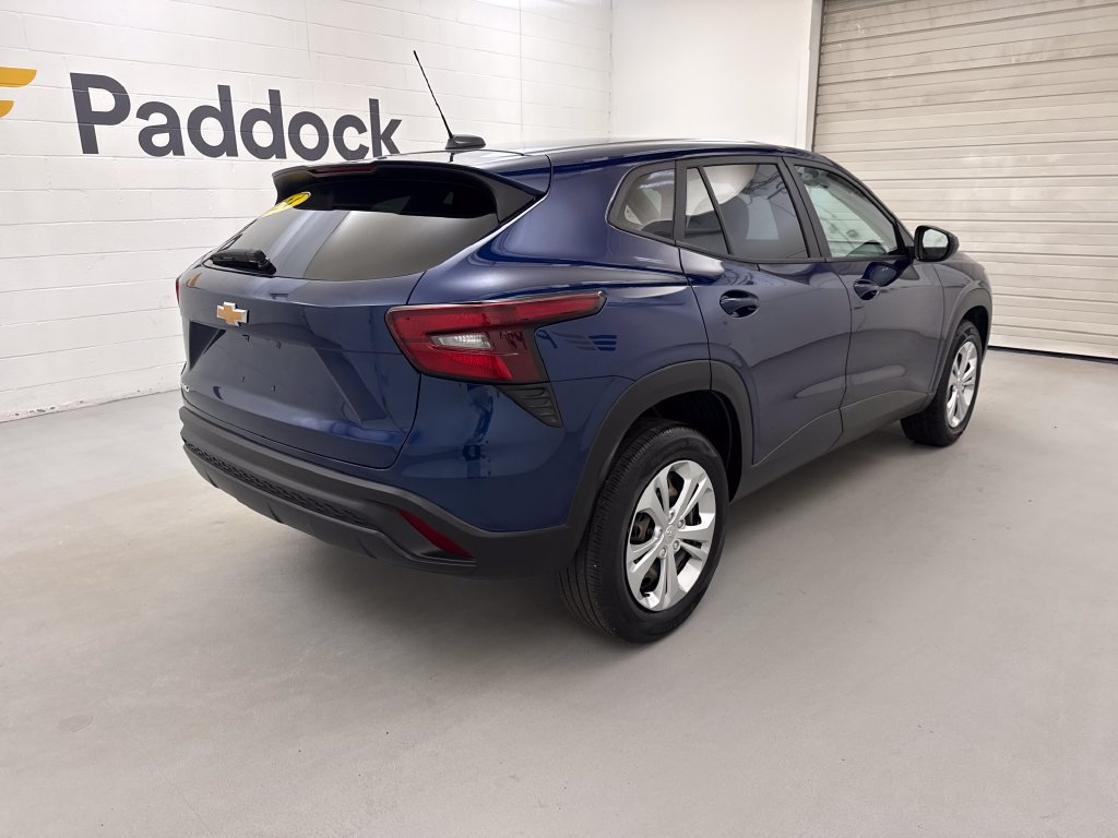 Used 2024 Chevrolet Trax LS FWD image 6