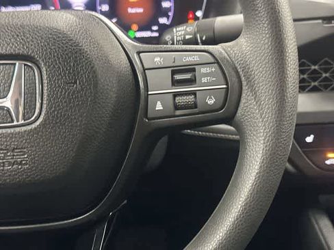 Used 2025 Honda Accord SE image 18