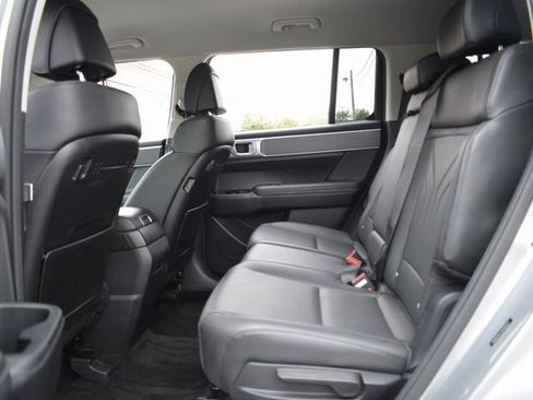 Used 2025 Hyundai Santa Fe SEL image 19