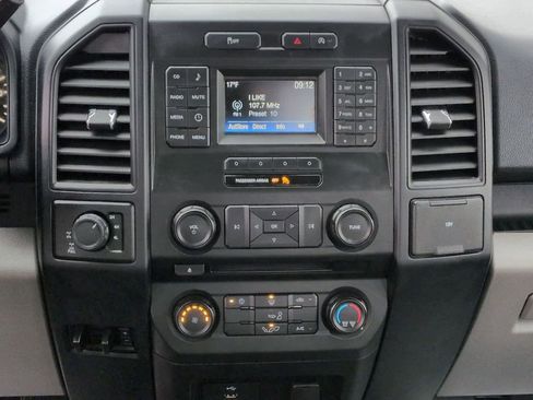 Used 2016 Ford F150 XL w/ Equipment Group 101A Mid image 28