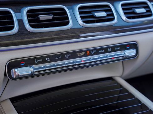 Used 2021 Mercedes-Benz GLE 350 4MATIC image 27