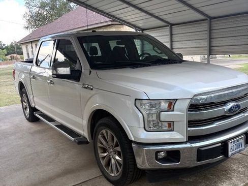 Used 2017 Ford F150 Lariat w/ Equipment Group 502A Luxury RWD image 3