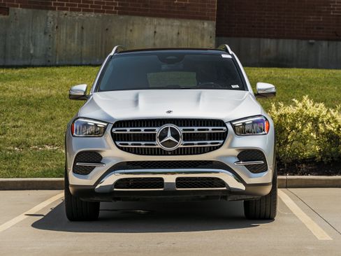 Used 2025 Mercedes-Benz GLE 450 4MATIC image 29