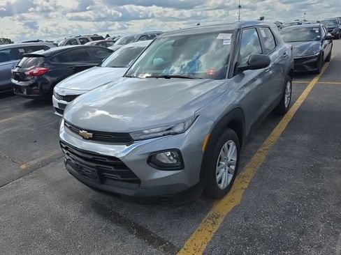 Used 2023 Chevrolet TrailBlazer LS FWD image 1