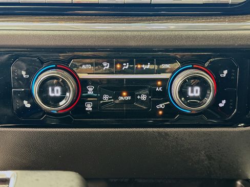 Used 2023 Chevrolet Silverado 1500 RST image 16