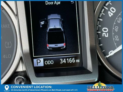 Used 2023 Toyota Tacoma Limited image 8