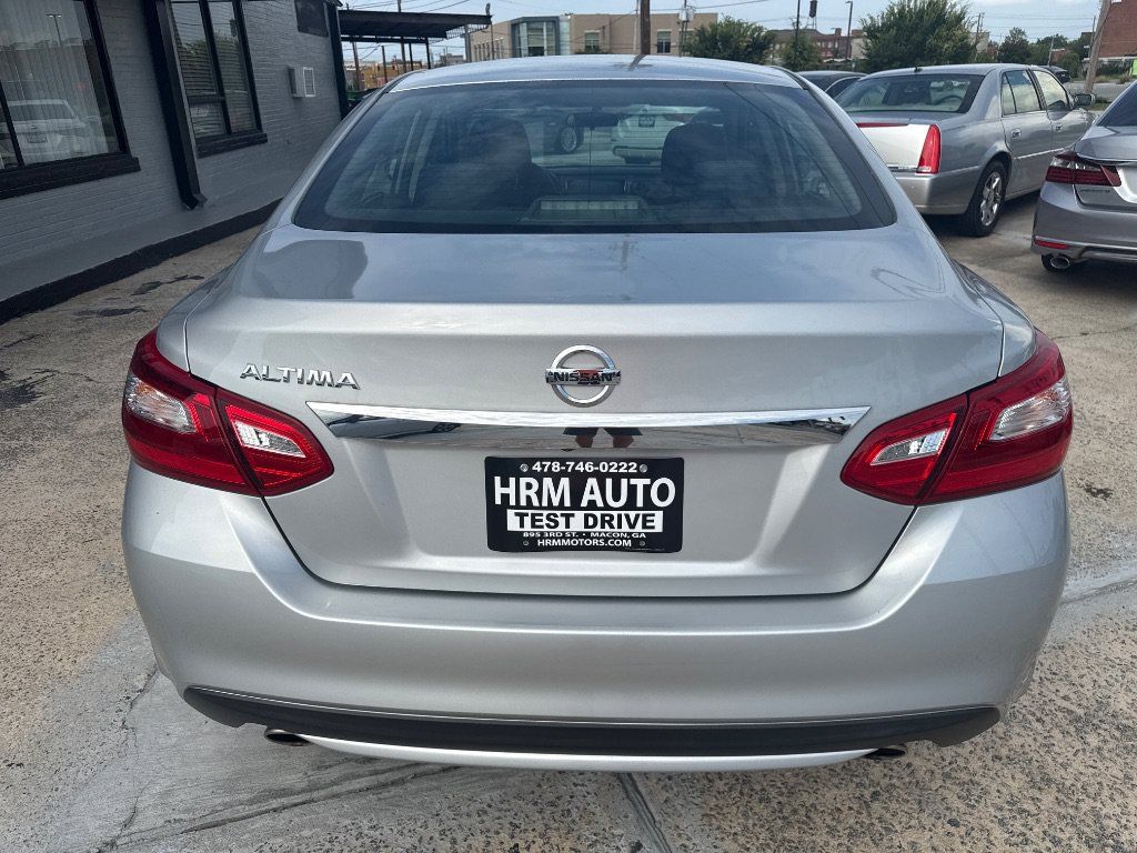 Used 2017 Nissan Altima 2.5 S w/ Power Driver Seat Package FWD image 6