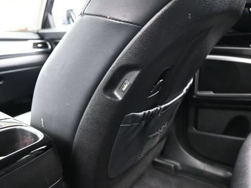 Used 2022 Kia Telluride LX FWD image 39
