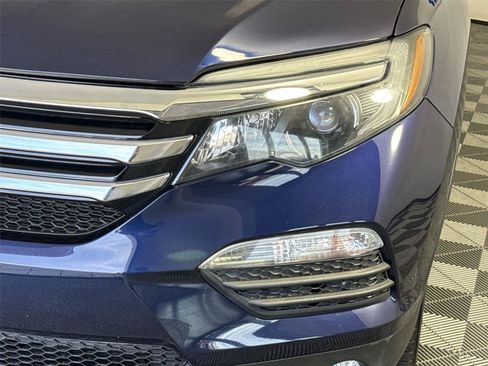 Used 2018 Honda Pilot Touring image 9