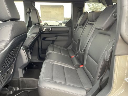 New 2025 Ford Bronco Badlands image 37