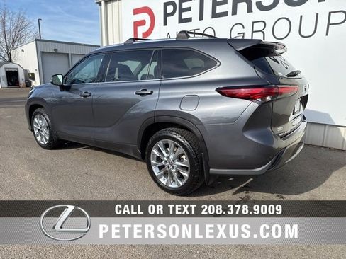 Used 2020 Toyota Highlander Limited image 5