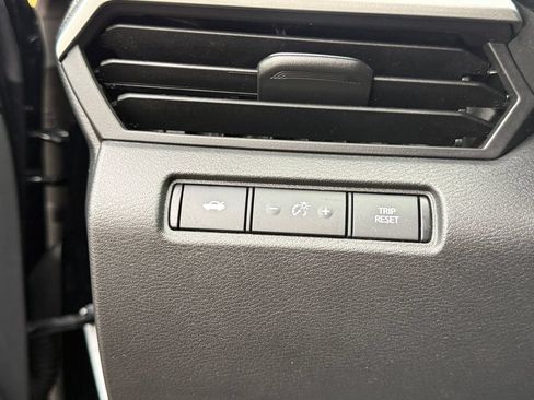 Used 2024 Nissan Altima 2.5 SV FWD image 20