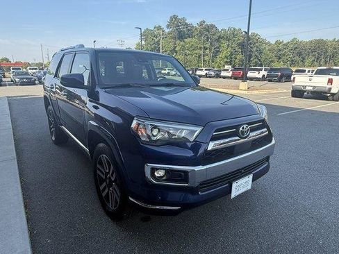 Used 2022 Toyota 4Runner Limited AWD/4WD image 9