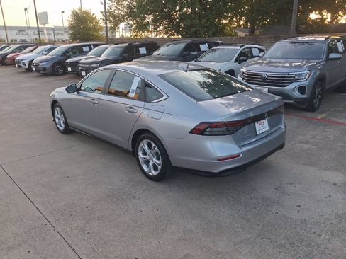 Used 2025 Honda Accord LX image 8