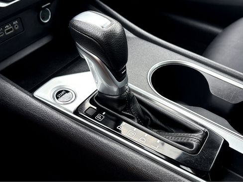 Used 2022 Nissan Altima 2.5 SV image 17