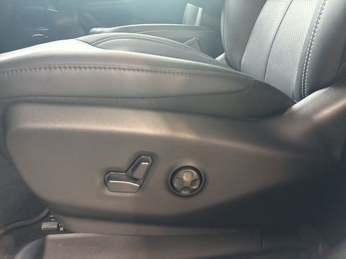 New 2026 Chrysler Pacifica Select image 22