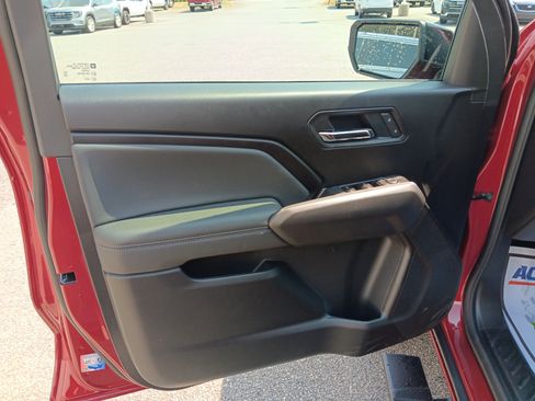 New 2026 GMC Canyon Elevation RWD image 8