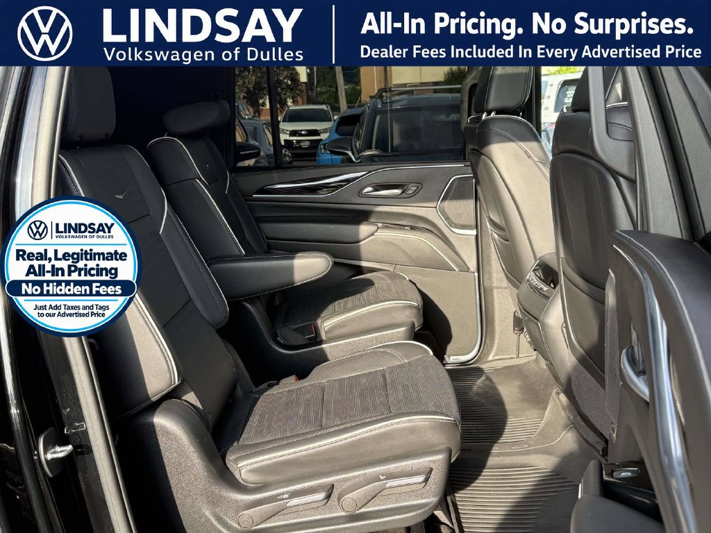 Used 2022 Cadillac Escalade ESV Sport w/ Touring Package AWD/4WD image 13