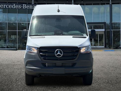 New 2026 Mercedes-Benz Sprinter 2500 image 9