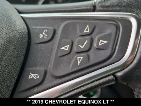 Used 2019 Chevrolet Equinox LT w/ Driver Convenience Package FWD image 6