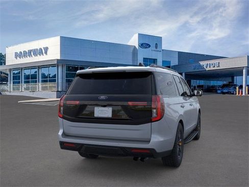 New 2025 Ford Expedition Tremor image 8