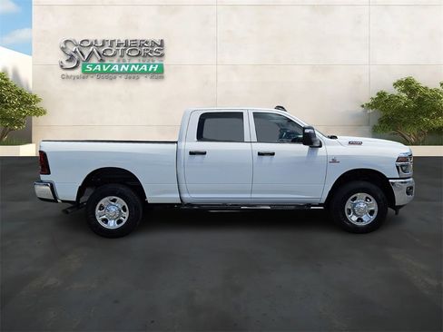New 2025 RAM 2500 Tradesman AWD/4WD image 6